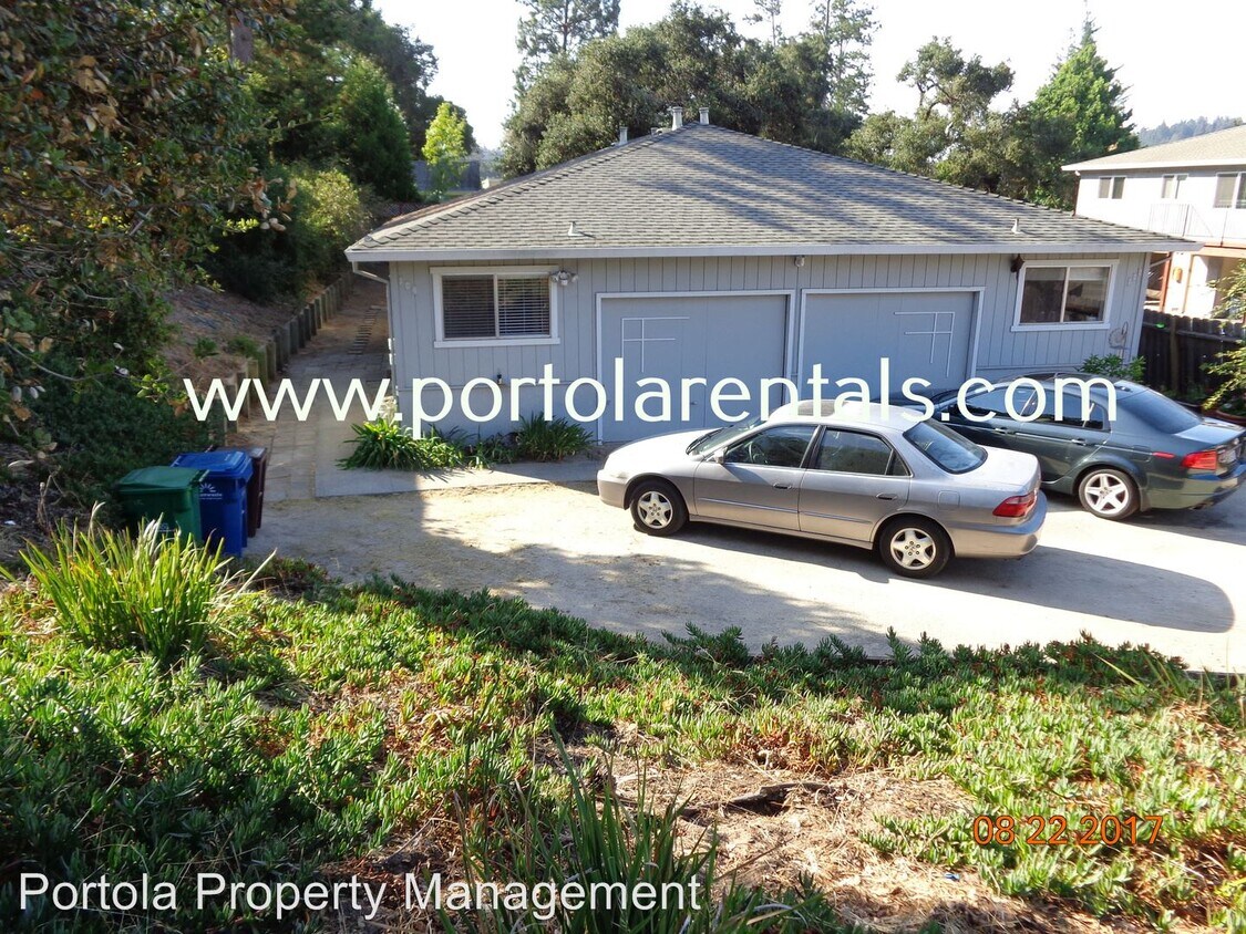 Primary Photo - 104-104 Oak Ln