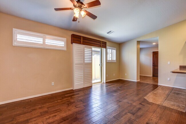 Foto del edificio - Town-home near the Rodeo Grounds