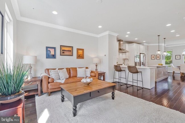 Building Photo - 4810 Garden View Ln