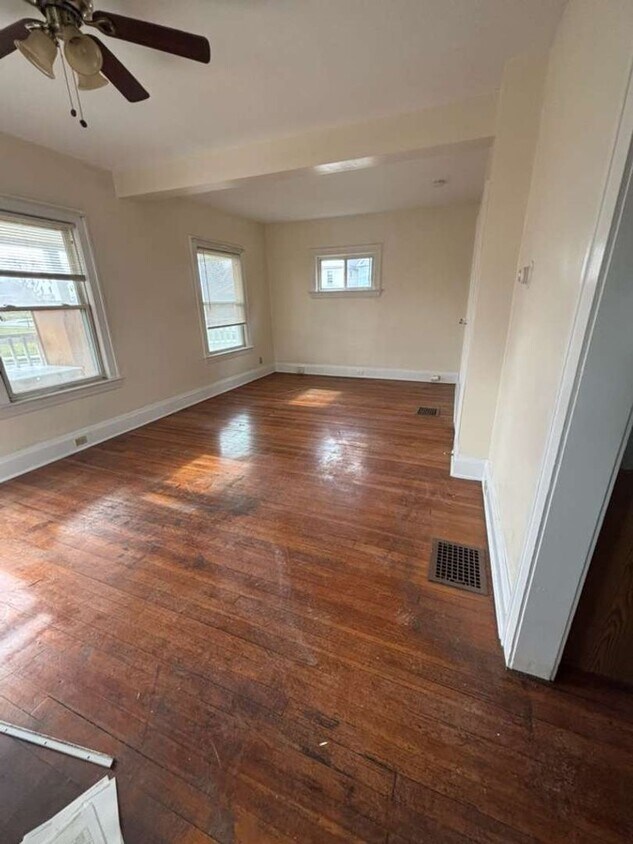 Foto principal - 5407 Brow Ave