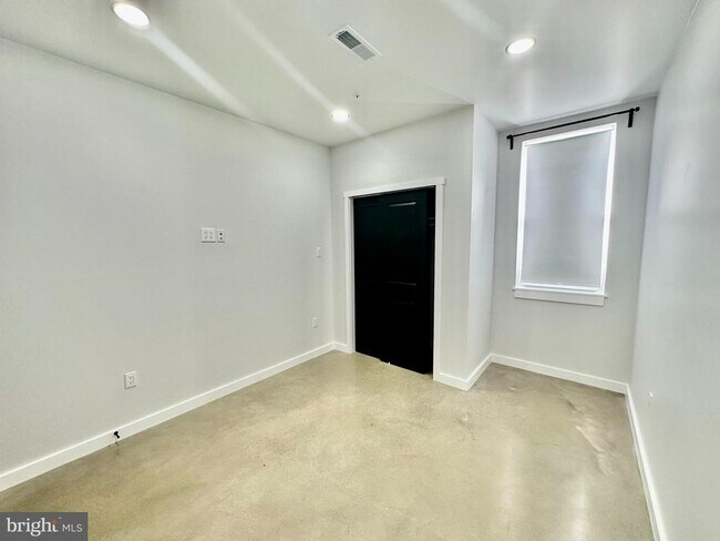 Foto del edificio - 501 N Cannon Ave