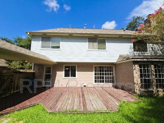 Building Photo - 2502 Fairwind Dr