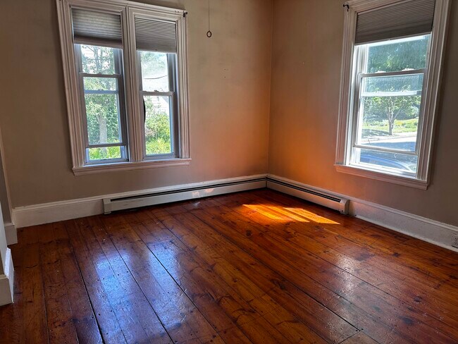 Foto del edificio - 148 Beacon St