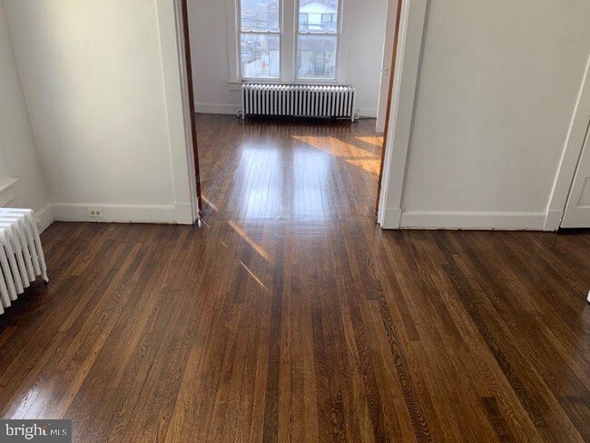 Foto del edificio - 1723 Selma Ave