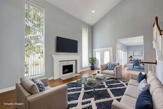 Building Photo - 2601 S Broadway St