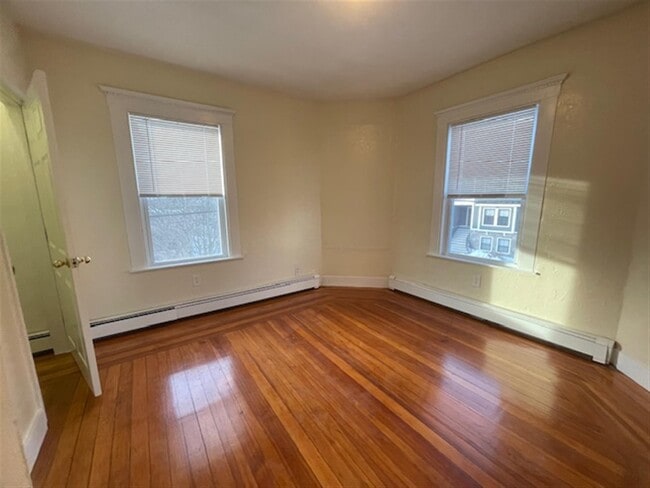 Foto del edificio - 251 Central Ave