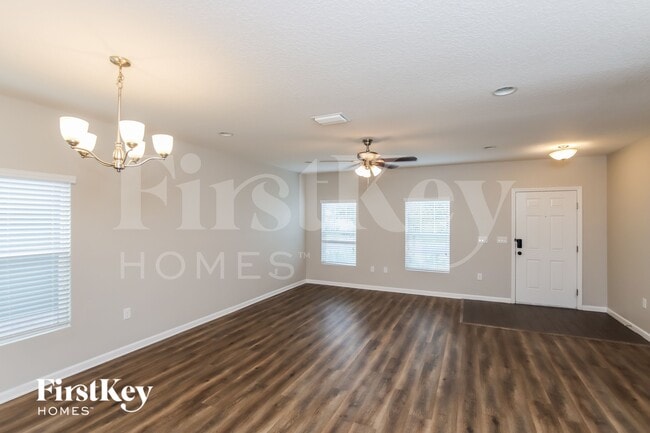 Building Photo - 1224 Dillard Dr SE