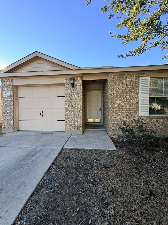 Building Photo - 5651 Forest Canyon