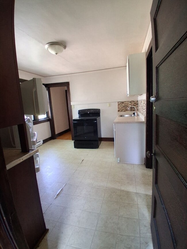 Building Photo - 3179 N 39th St