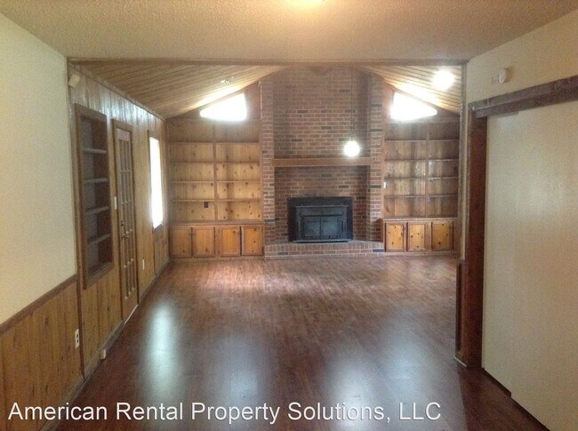 Foto del edificio - 1740 Merrycrest Dr