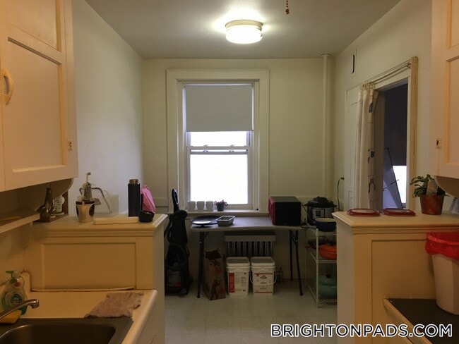 Foto del edificio - 2045 Commonwealth Ave