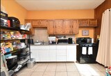 Foto principal - 3077 Main St