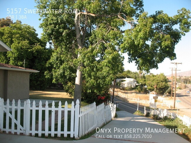 Building Photo - $1,000 off First Month's Rent - 4bd/3ba Ho...