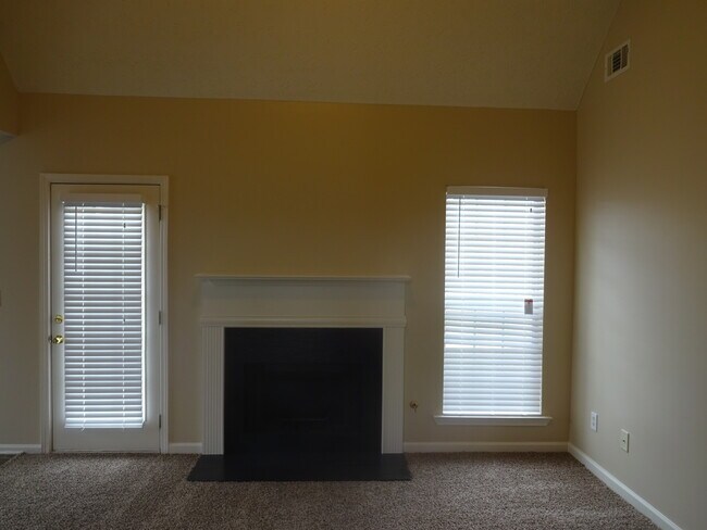 Building Photo - 1836 Rest Haven Lane