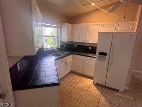 Building Photo - 4618 SW 7th Pl