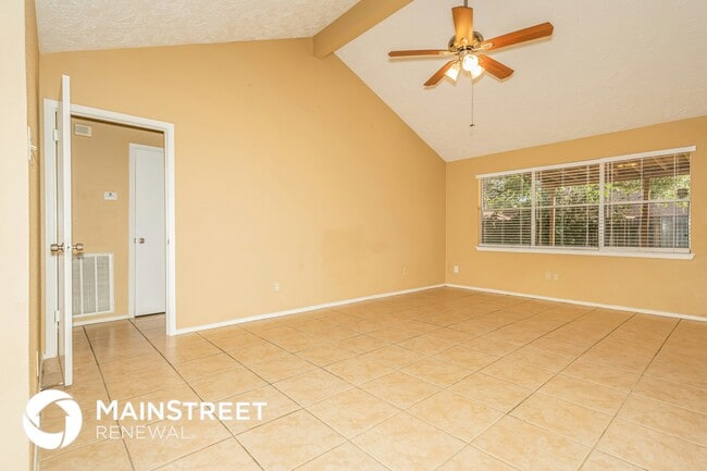 Building Photo - 8402 Carmelwood Ln