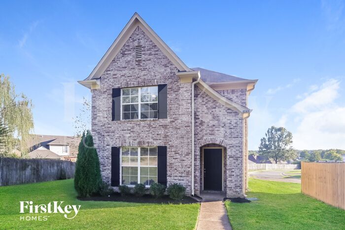 Foto principal - 10265 Macon Rd