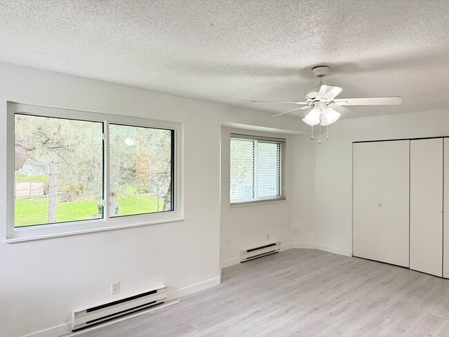 Building Photo - 7261-7140 140 St