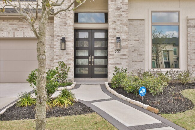 Foto del edificio - 24707 Celestial Lily Dr