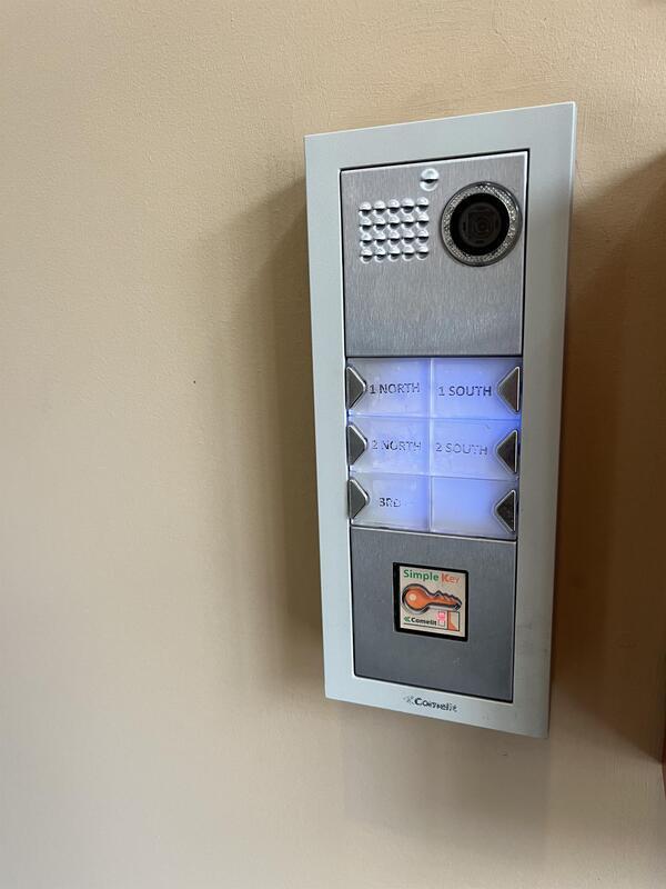 Building Photo - 419 N Queen St