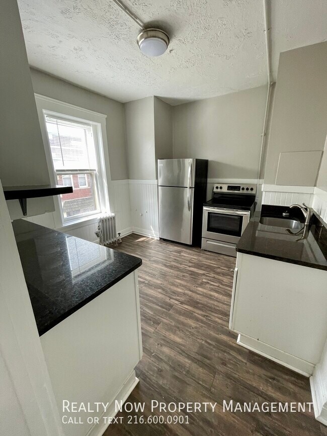Foto del edificio - 4088 Erie St