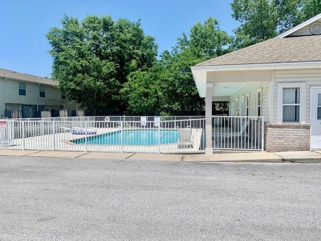 Building Photo - 1856 Shay-Lin Ct