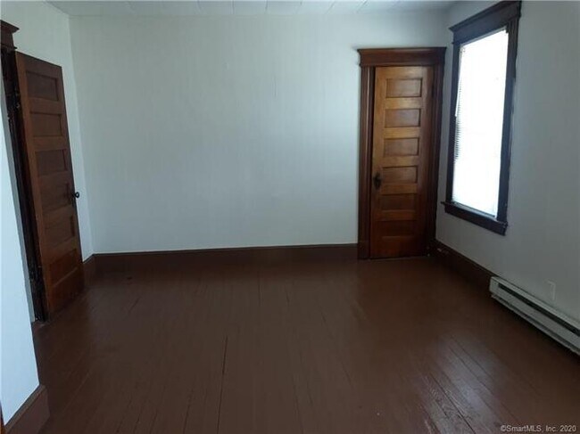 Foto del edificio - 206-208 Lounsbury St