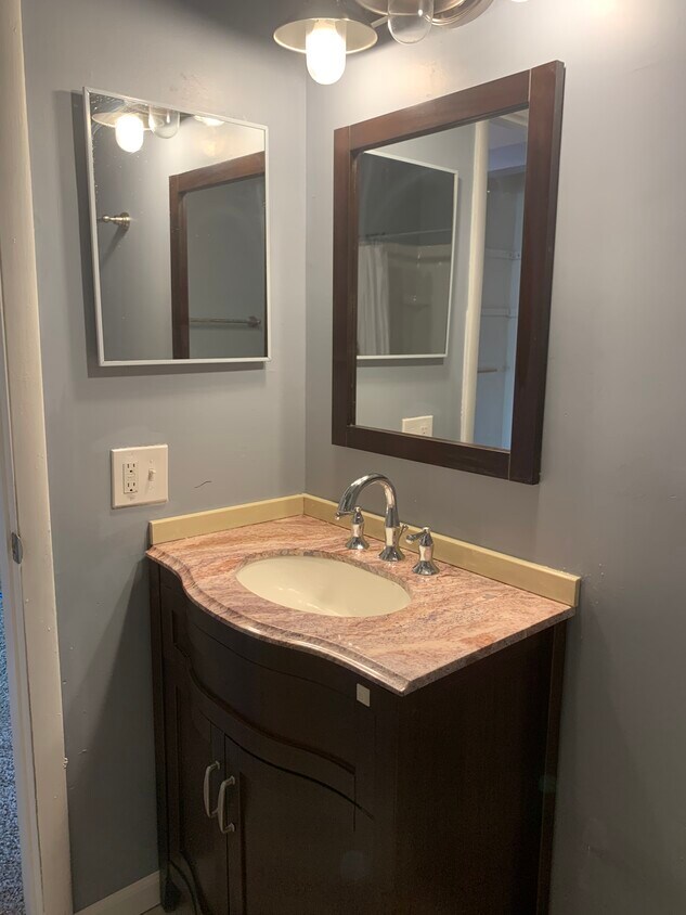 Foto principal - 1119 Kaye Ct