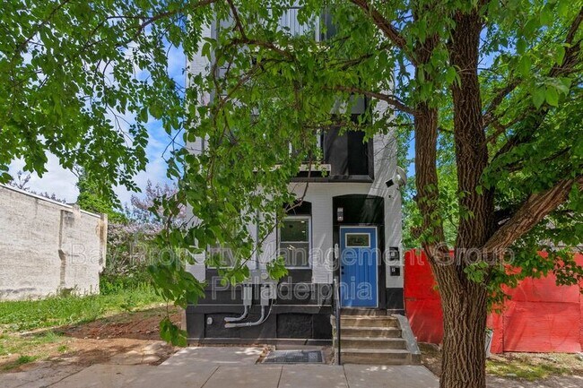 Foto del edificio - 1823 N Van Pelt St