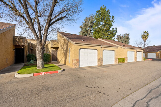 4 - Tuscany Villas Condominiums