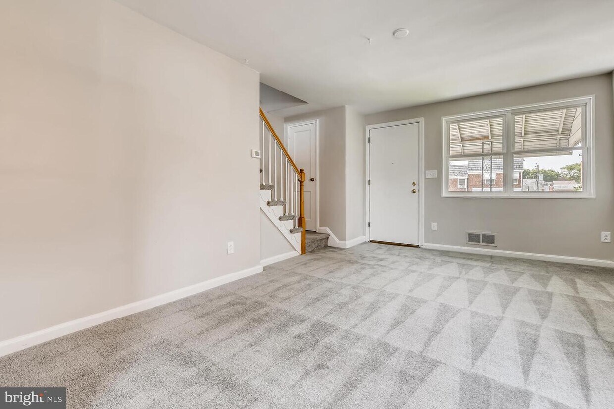 Foto principal - 7836 Wynbrook Rd