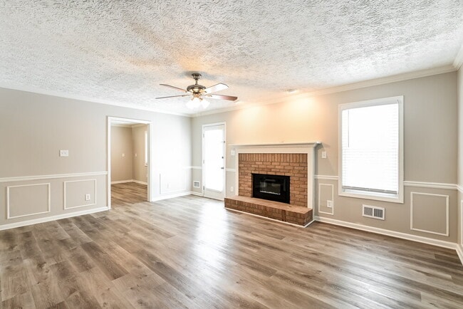 Foto del edificio - 756 Pennybrook Ln