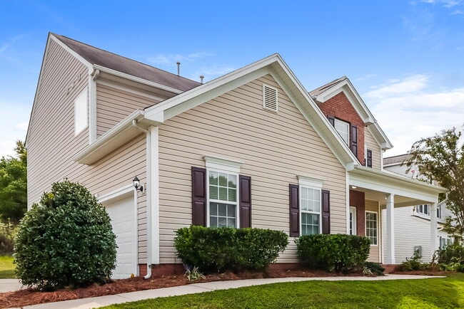 Building Photo - 12201 Palomar Dr