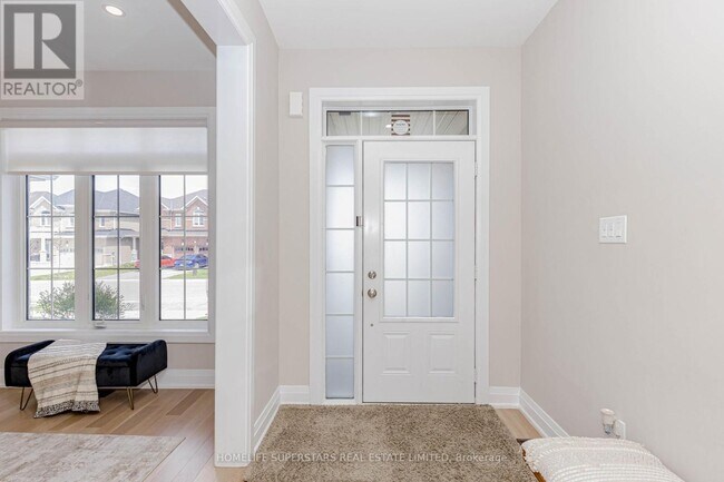 Photo du bâtiment - 108 Oak Ave