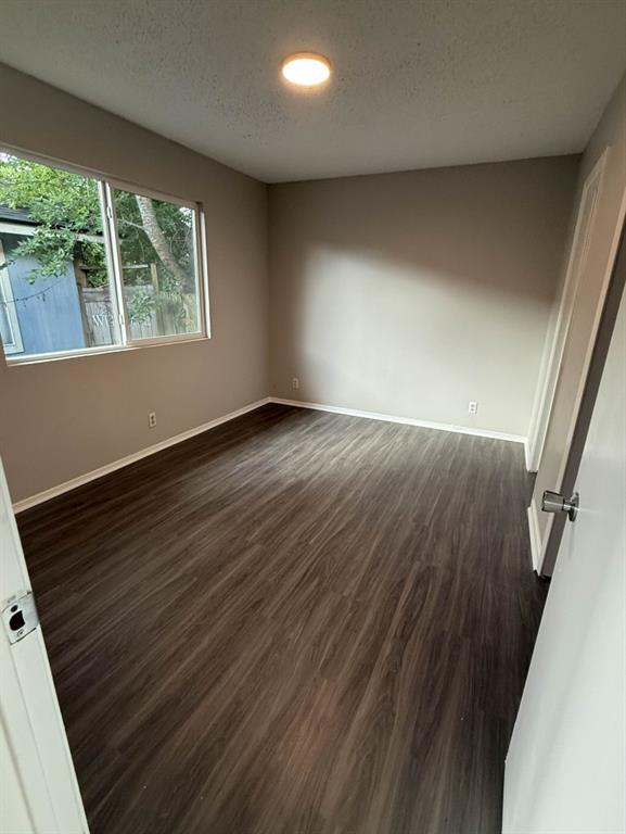 Foto del edificio - 6815 Blue Dawn Trail