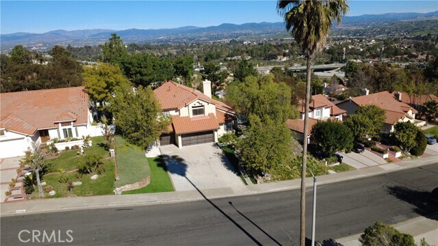 Building Photo - 24825 Laurelcrest Ln