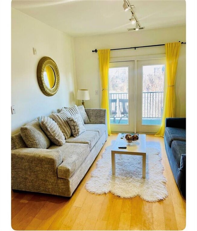 Foto del edificio - 799 Hammond Dr NE