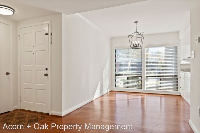 Building Photo - 3 br, 2 bath House - 303 Oak Tree Dr