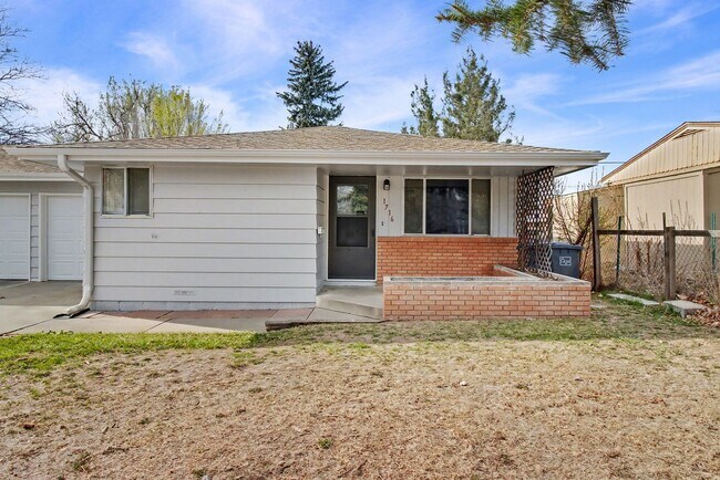 1714-1716 W 8th St - 1714-1716 W 8th St Apartment