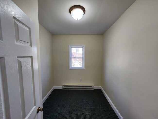 Building Photo - 276 Berkshire Rd
