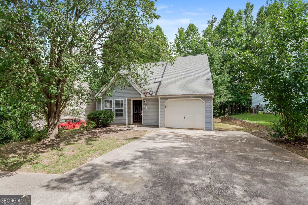 Primary Photo - 5320 Brickleberry Way