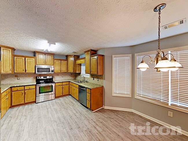 Foto del edificio - 140 Oak Meadows Dr