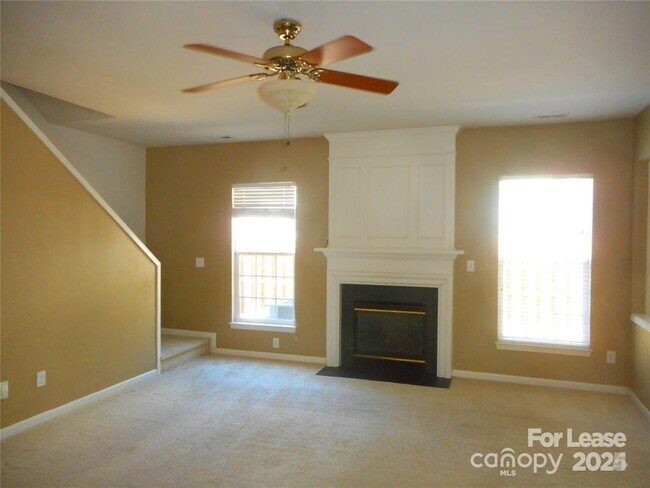 Building Photo - 11310 Ladonia Ct
