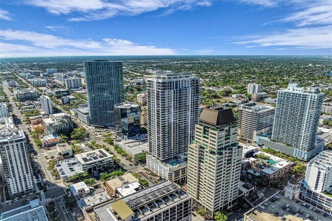 Foto del edificio - 275 1st Ave S