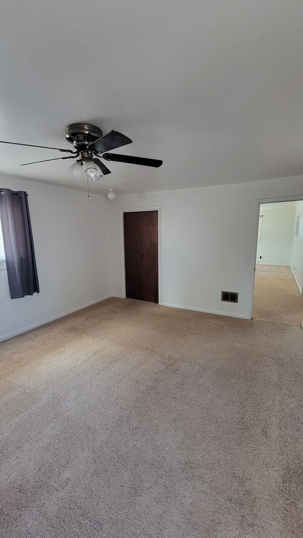 Foto del edificio - Charming 3-Bedroom Home Just 12 Blocks from CMU!
