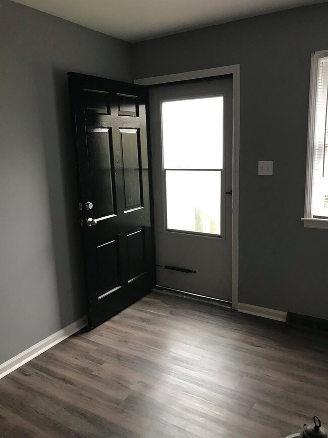 Foto del edificio - 3404 Boston Rd