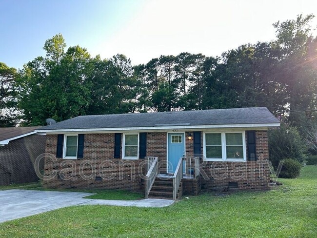 Building Photo - 432 S Kerr Ave