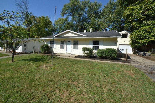 Completely refinished 3 bedroom house in C... - Completely refinished 3 bedroom house in C...