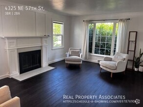 Building Photo - 4325 NE 57th St