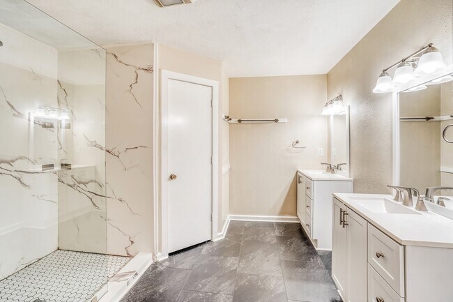 Foto del edificio - 17828 Cluster Ct